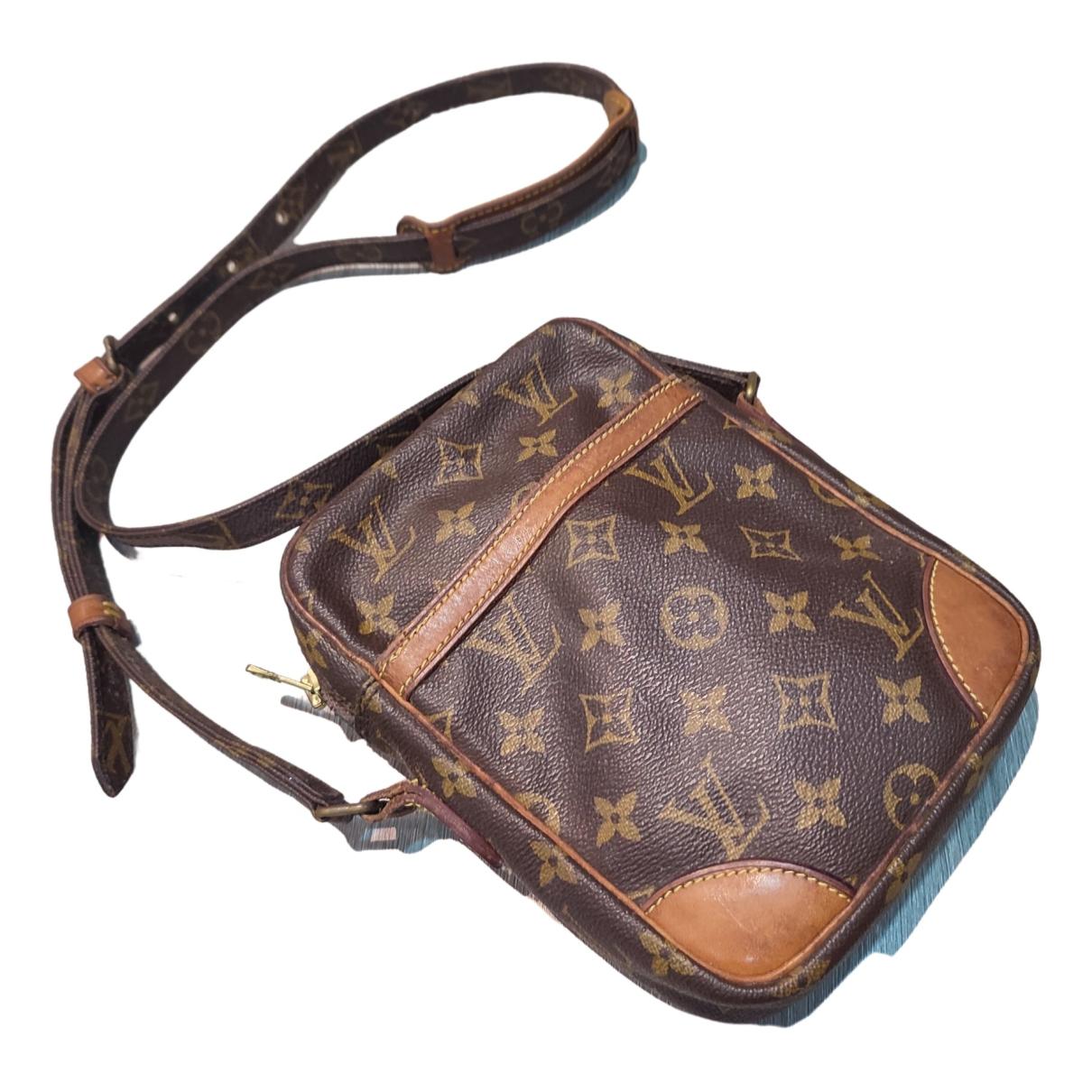 Boulogne leather crossbody bag Louis Vuitton Brown in Leather - 28567349