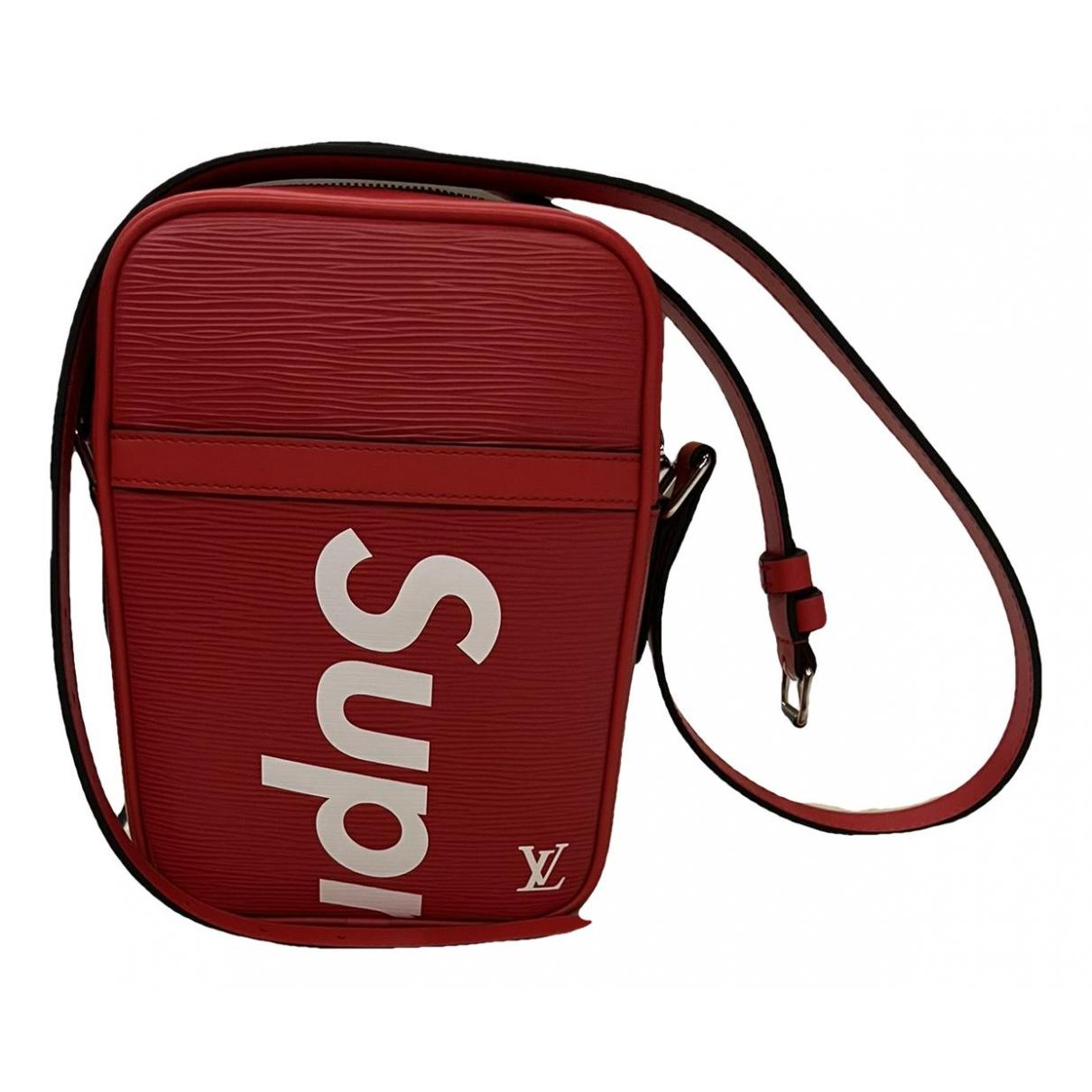 Leather weekend bag Louis Vuitton x Supreme Red in Leather - 36088033