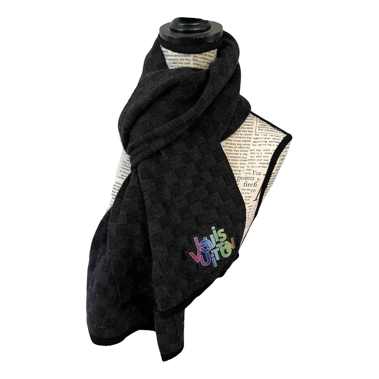 Wool scarf & pocket square Louis Vuitton Grey in Wool - 25910660