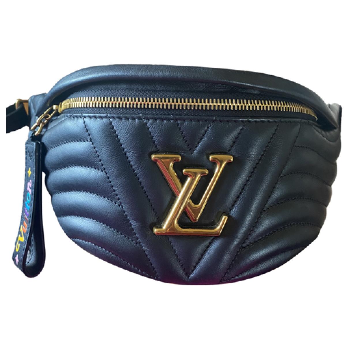 Bum bag / sac ceinture leather handbag Louis Vuitton Green in Leather -  30242080