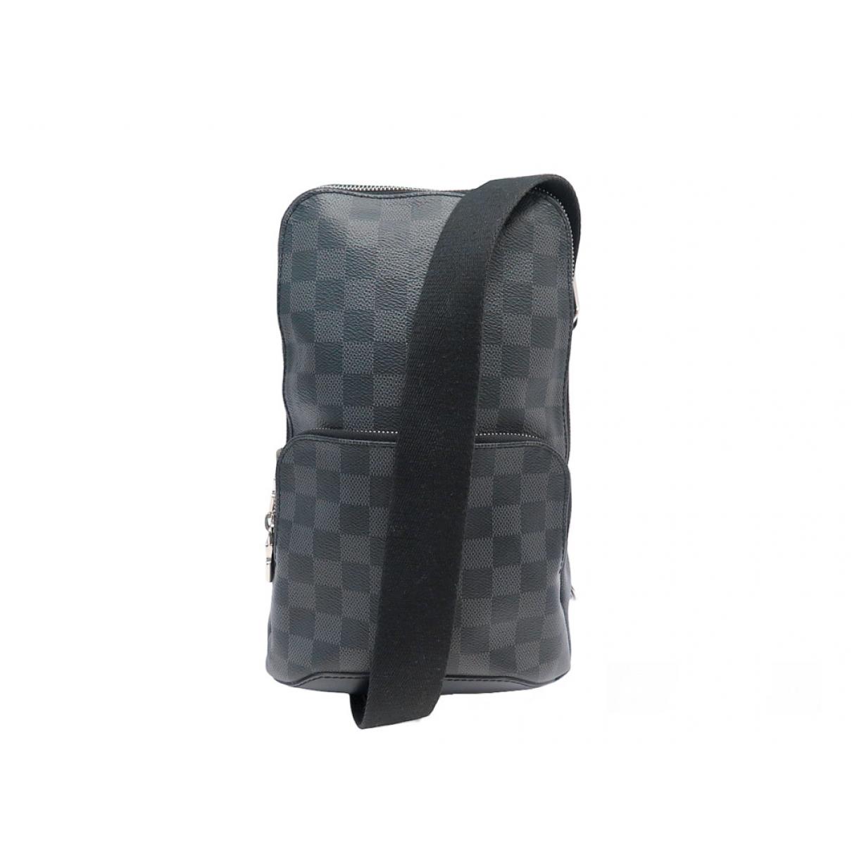 Louis Vuitton Avenue Sling İnfini men shoulder bag