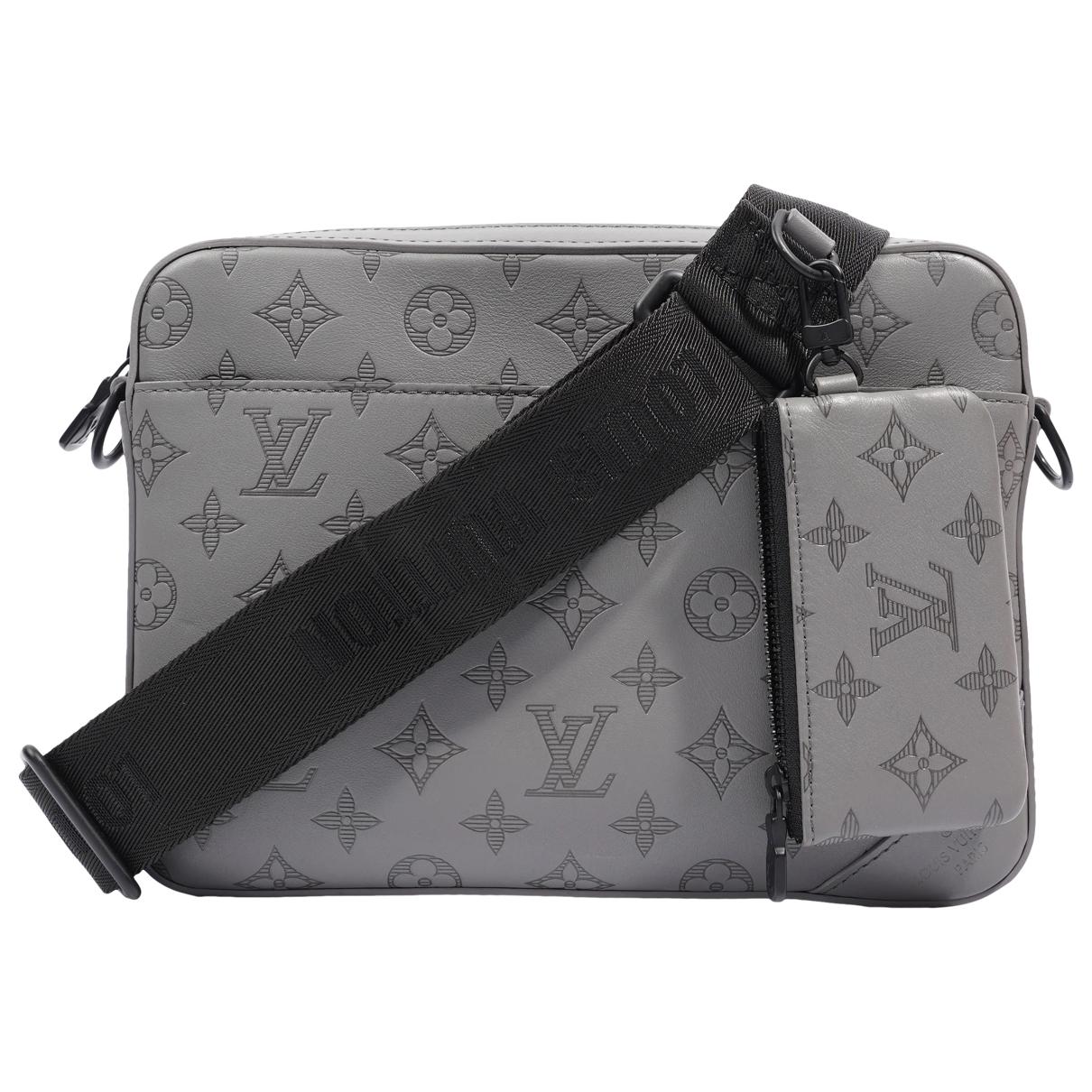 Leather bag Louis Vuitton X NBA White in Leather - 35596285