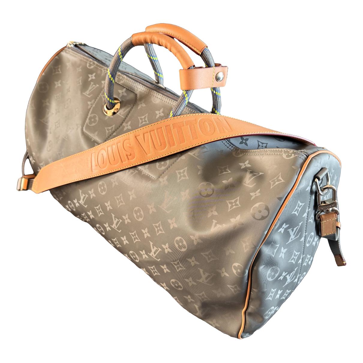 Trio messenger leather bag Louis Vuitton Multicolour in Leather - 31094590