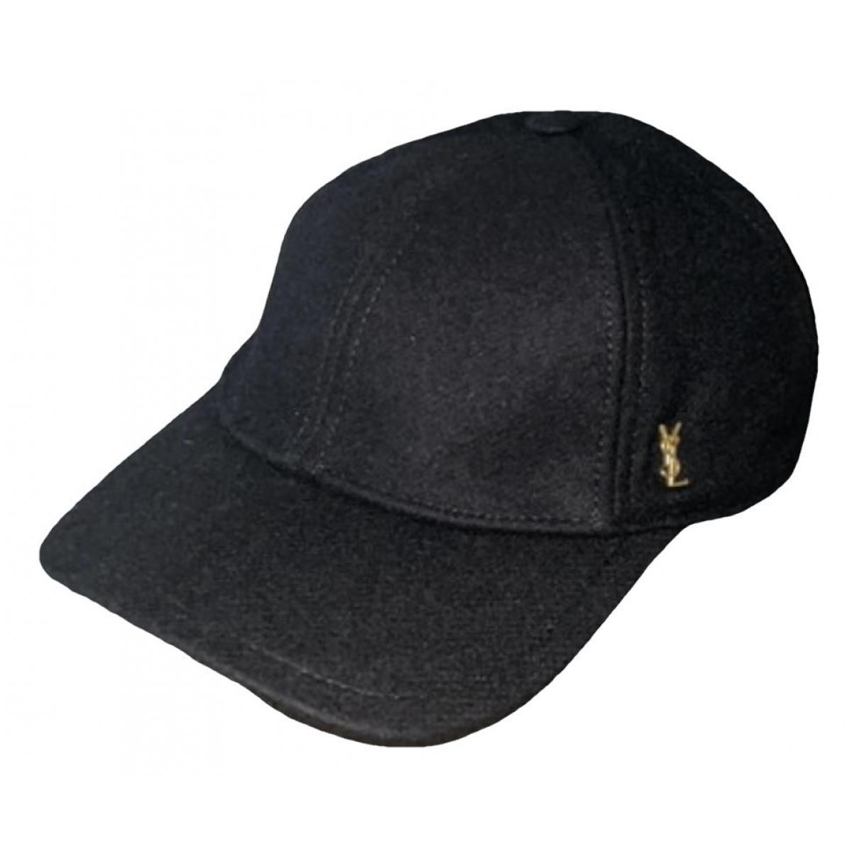 Chapeau / bonnet en laine Louis Vuitton Gris taille M International en  Laine - 15426490