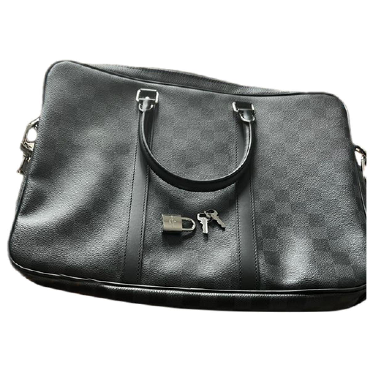 Keepall leather travel bag Louis Vuitton Black in Leather - 33849853