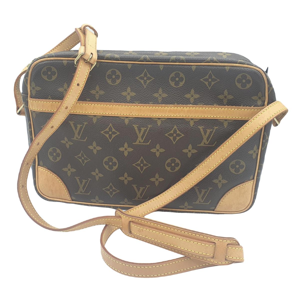Cloth satchel Louis Vuitton Brown in Cloth - 27581298