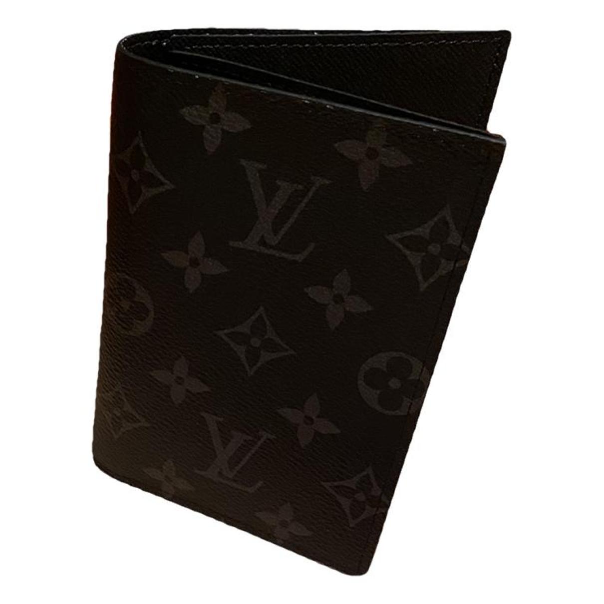Passport cover leather small bag Louis Vuitton Black in Leather