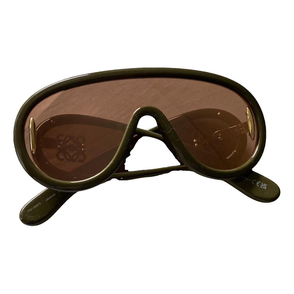 Oversized sunglasses Loewe Khaki in Plastic - 38529757