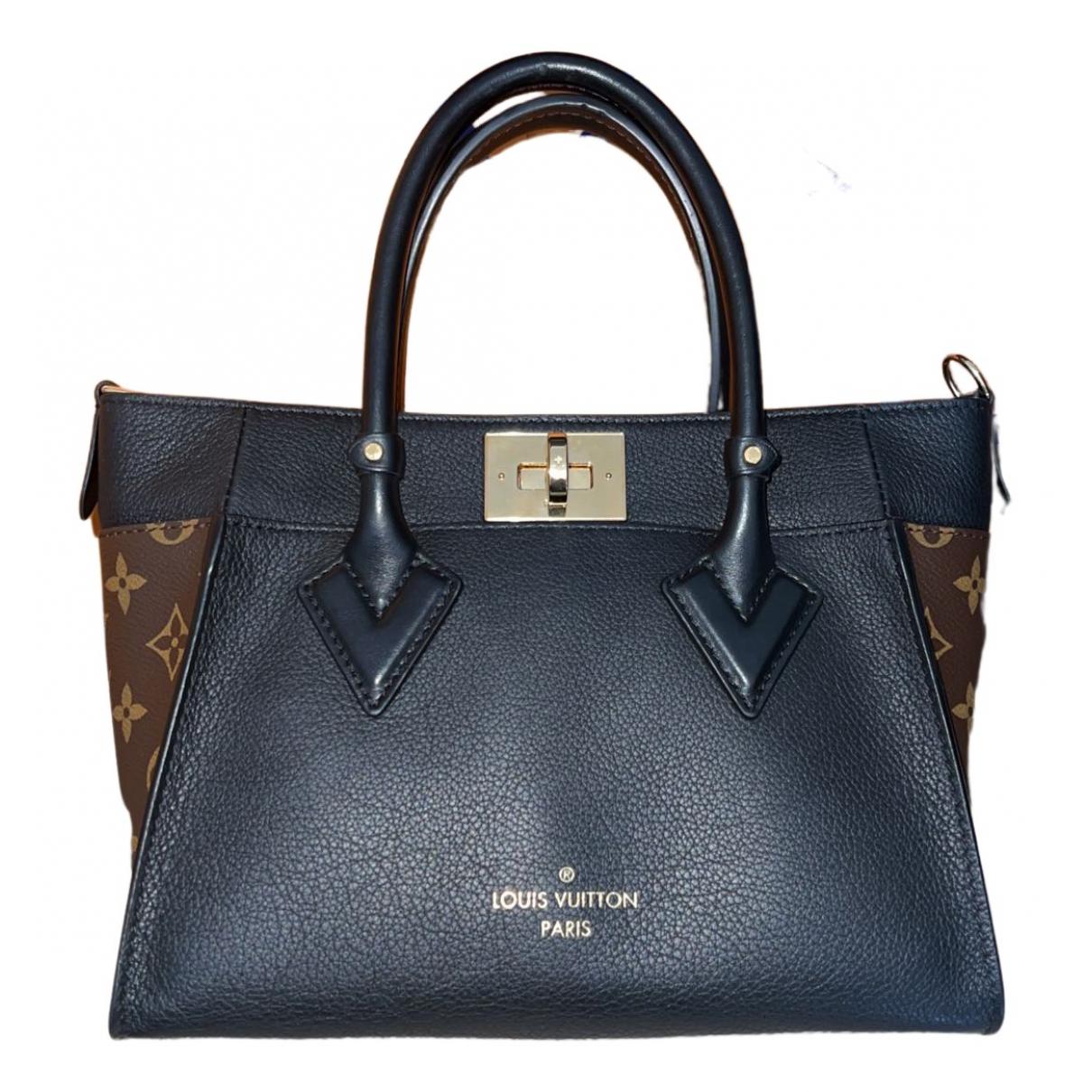On my side leather handbag Louis Vuitton Black in Leather - 24096798