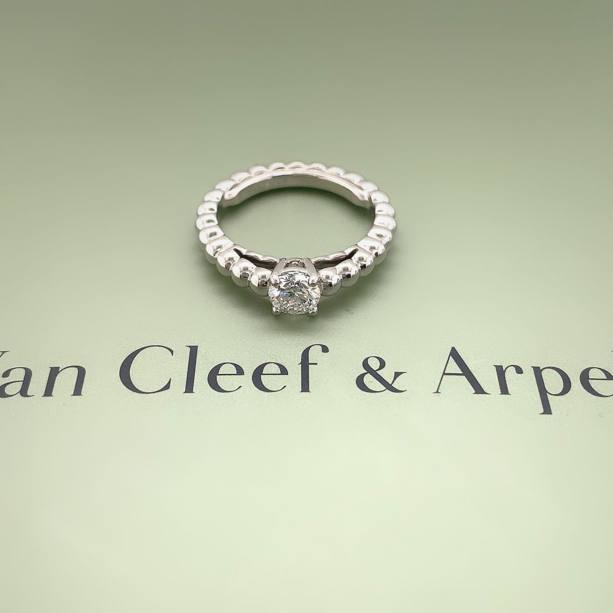White gold ring Van Cleef & Arpels Silver size 4 ¾ US in White 
