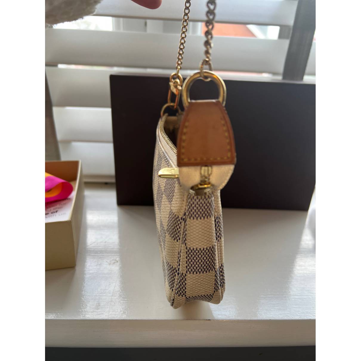Pochette accessoire cloth handbag Louis Vuitton Beige in Cloth - 32668481