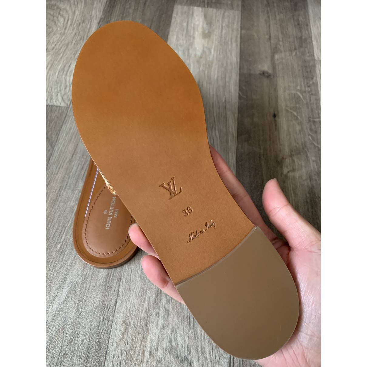 Louis Vuitton Sandalen aus Leder - Beige - Größe 38 - 35108189