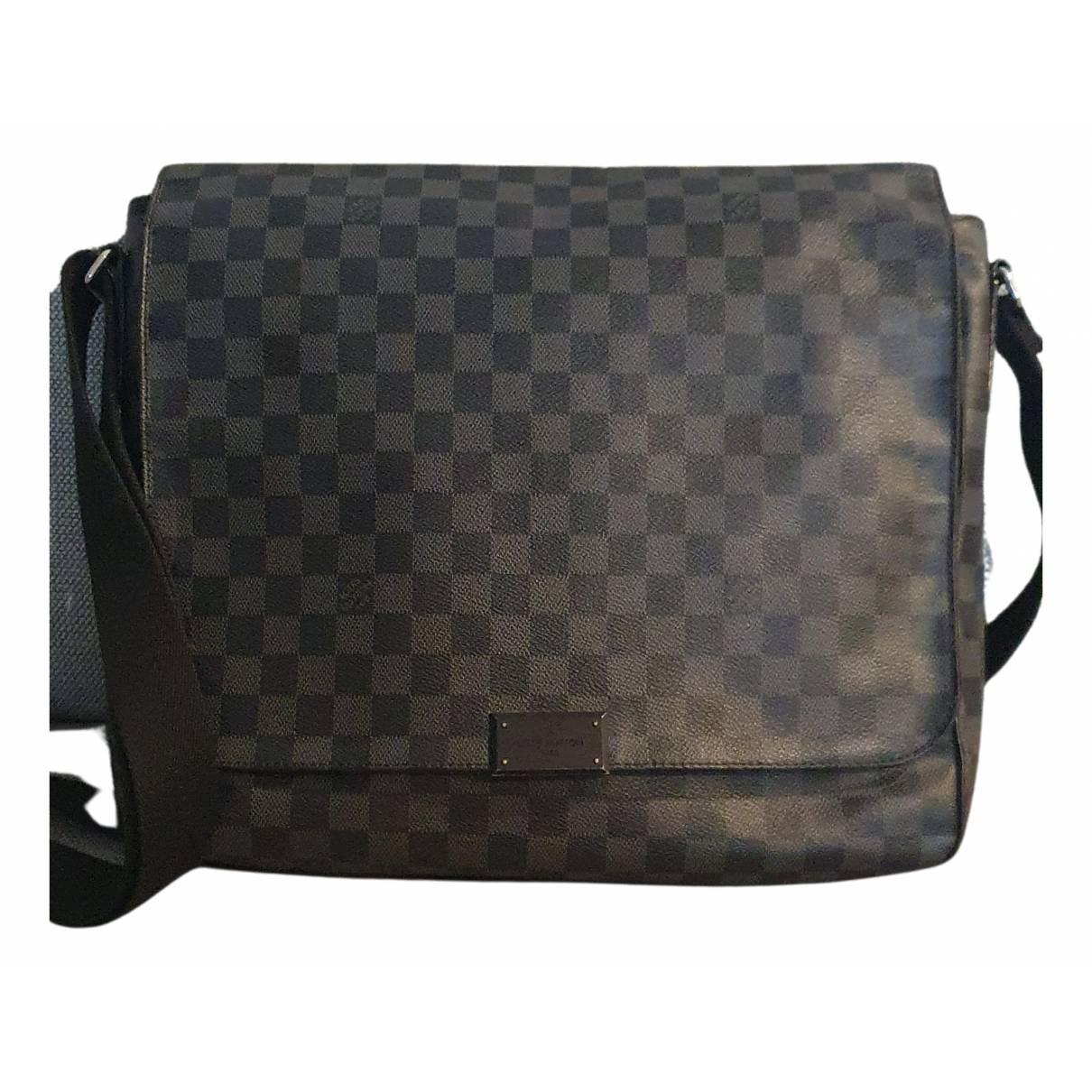 District cloth bag Louis Vuitton Black in Cloth - 17302310