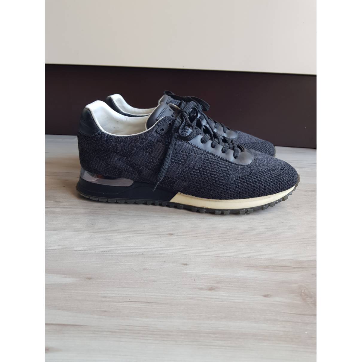 Lv runner active cloth low trainers Louis Vuitton Black size 11 UK