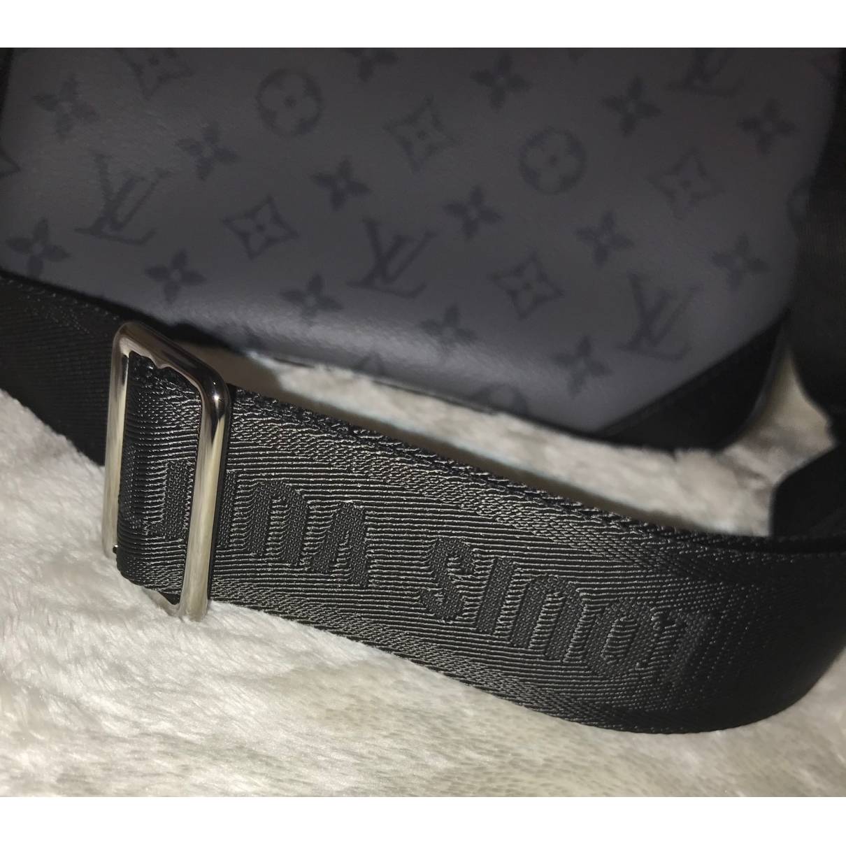 Trio messenger cloth bag Louis Vuitton Black in Cloth - 30480265
