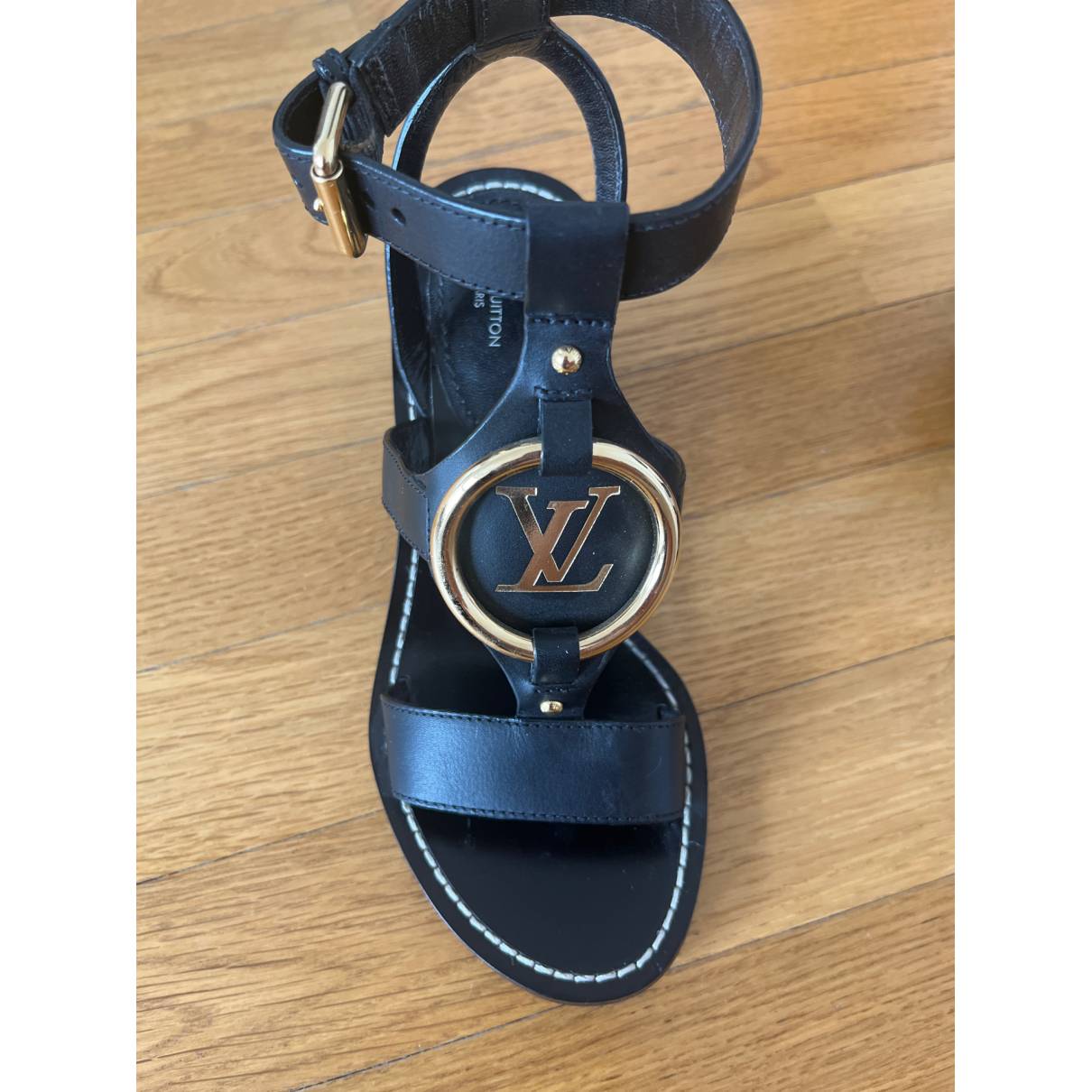Academy leather sandals Louis Vuitton Black size 36 EU in Leather