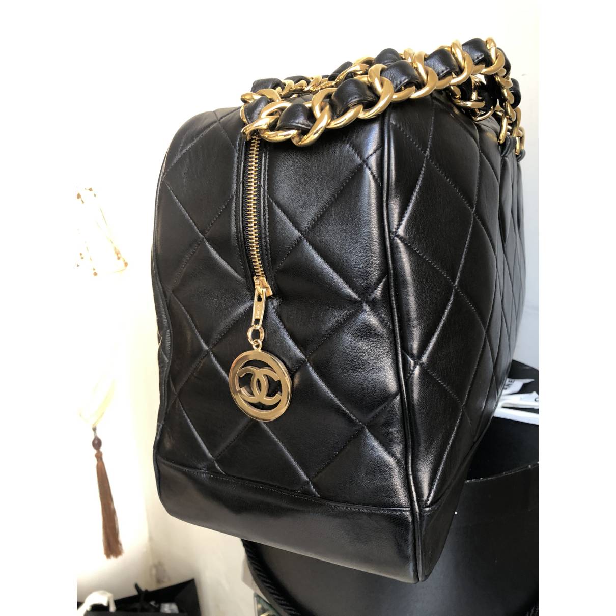 chanel duffle bag black and white