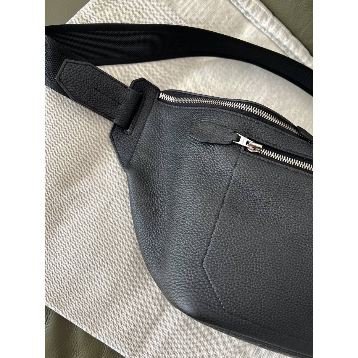 Hermès Black Grained Leather Cityslide PM Fanny Bag - Ākaibu Store