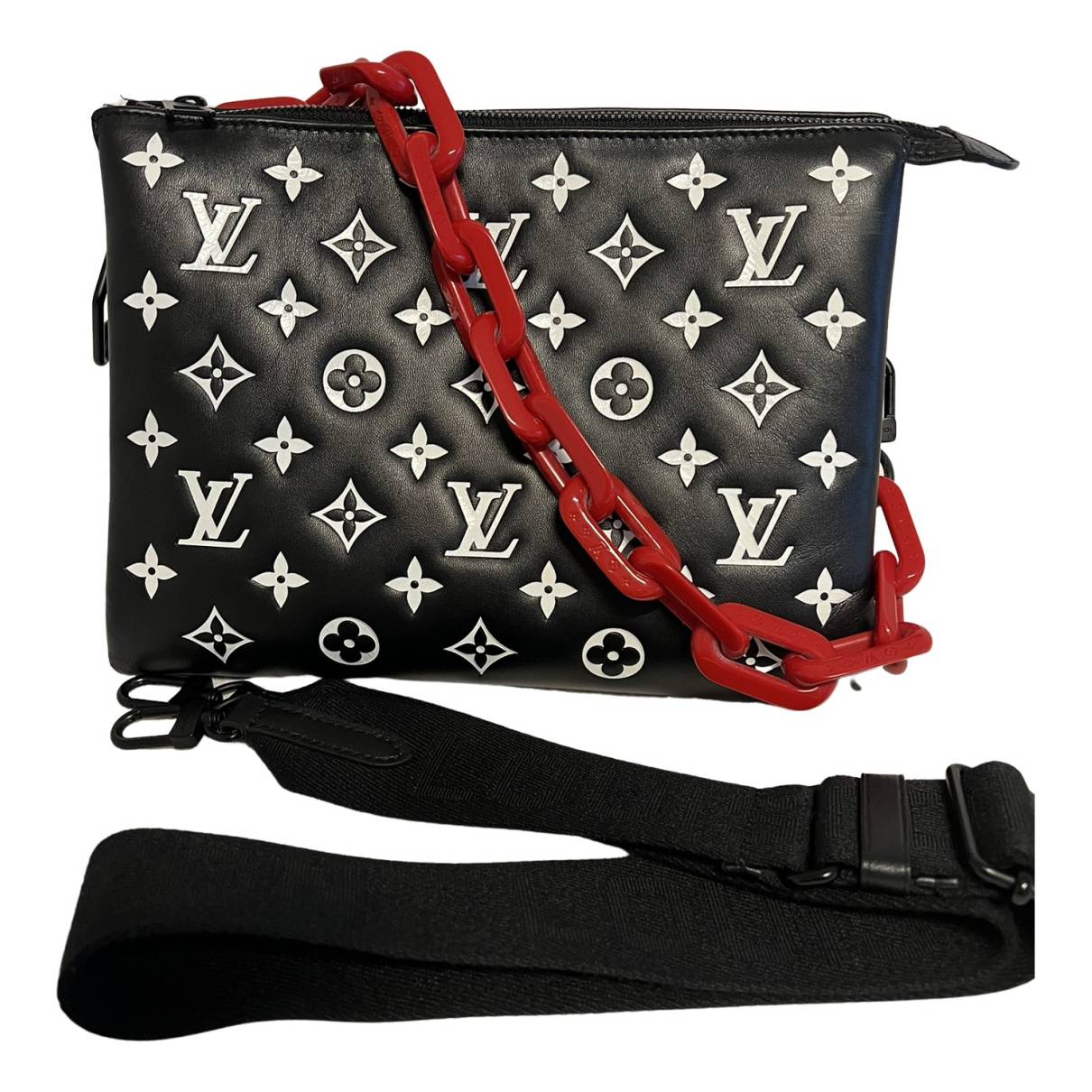 Coussin flap leather crossbody bag Louis Vuitton Black in Leather - 30571275