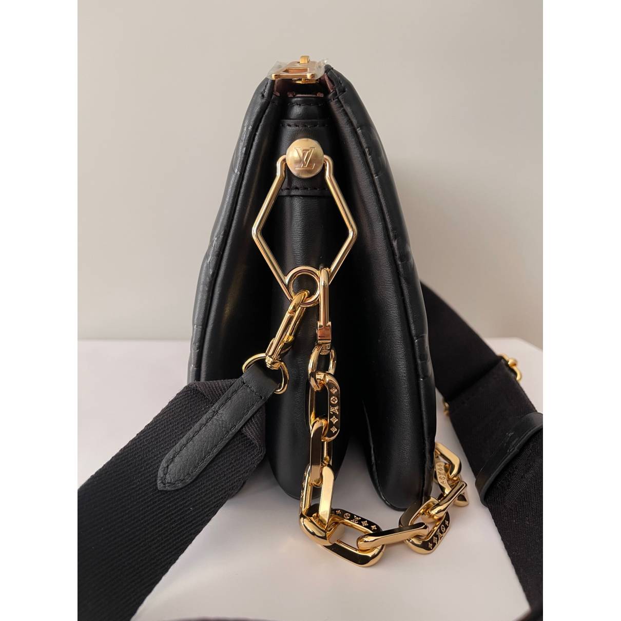 black leather louis vuitton handbag