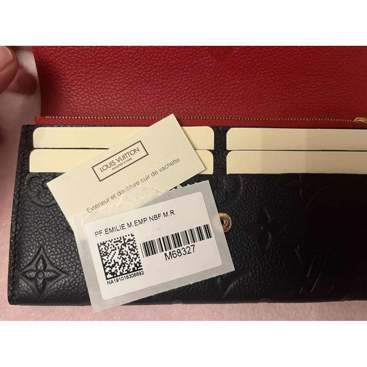 Emilie leather wallet Louis Vuitton Black in Leather - 33068023