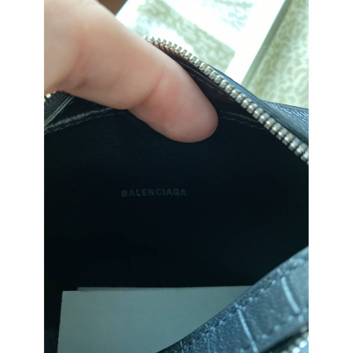 Buy Balenciaga Everyday leather handbag online