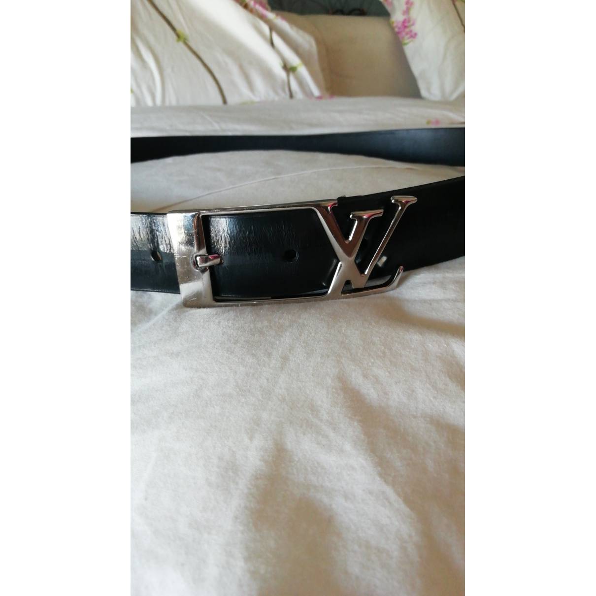 Initiales leather belt Louis Vuitton Black size 100 cm in Leather - 15294183
