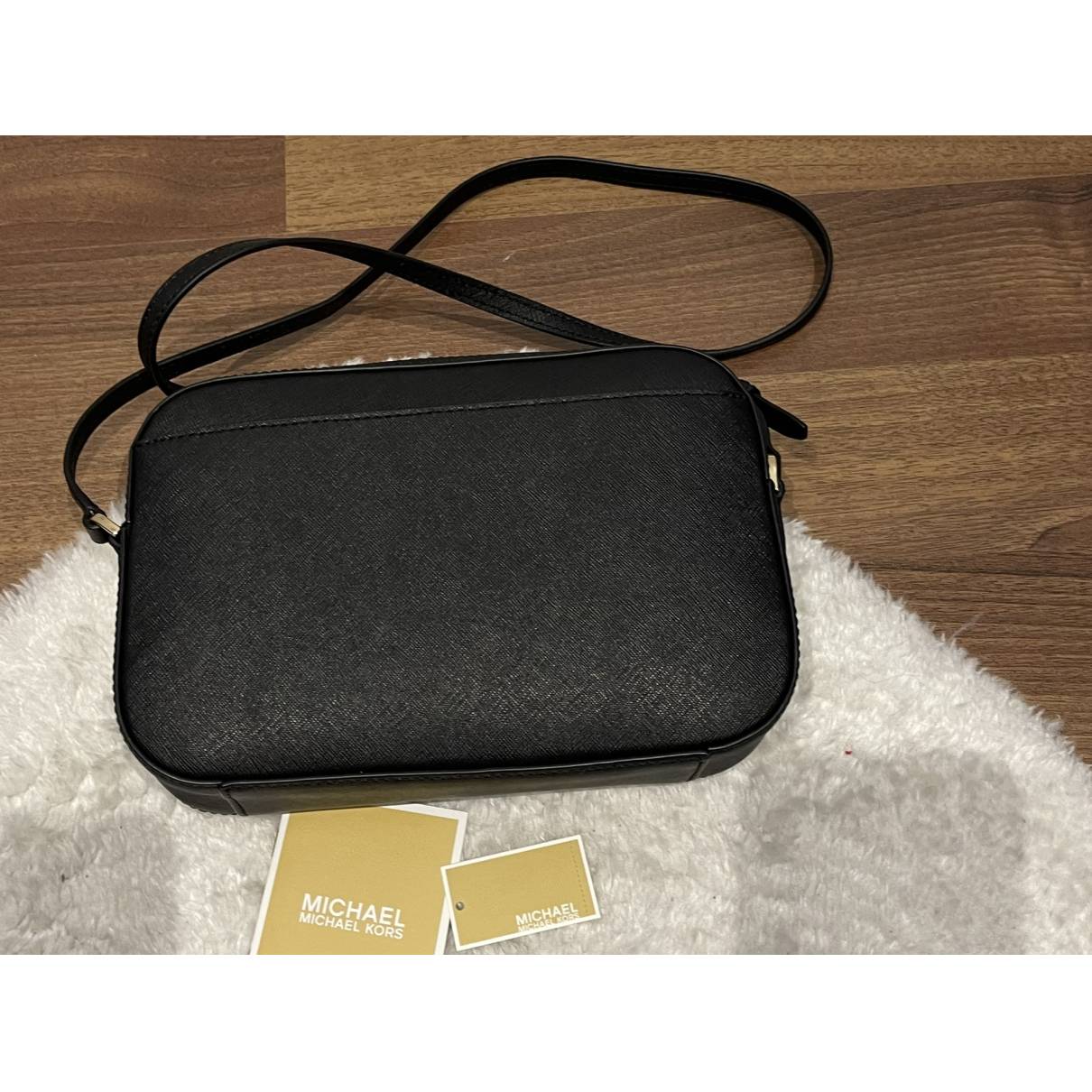 Michael Kors - Authenticated Jet Set Handbag - Leather Black Plain for Women, Never Worn
