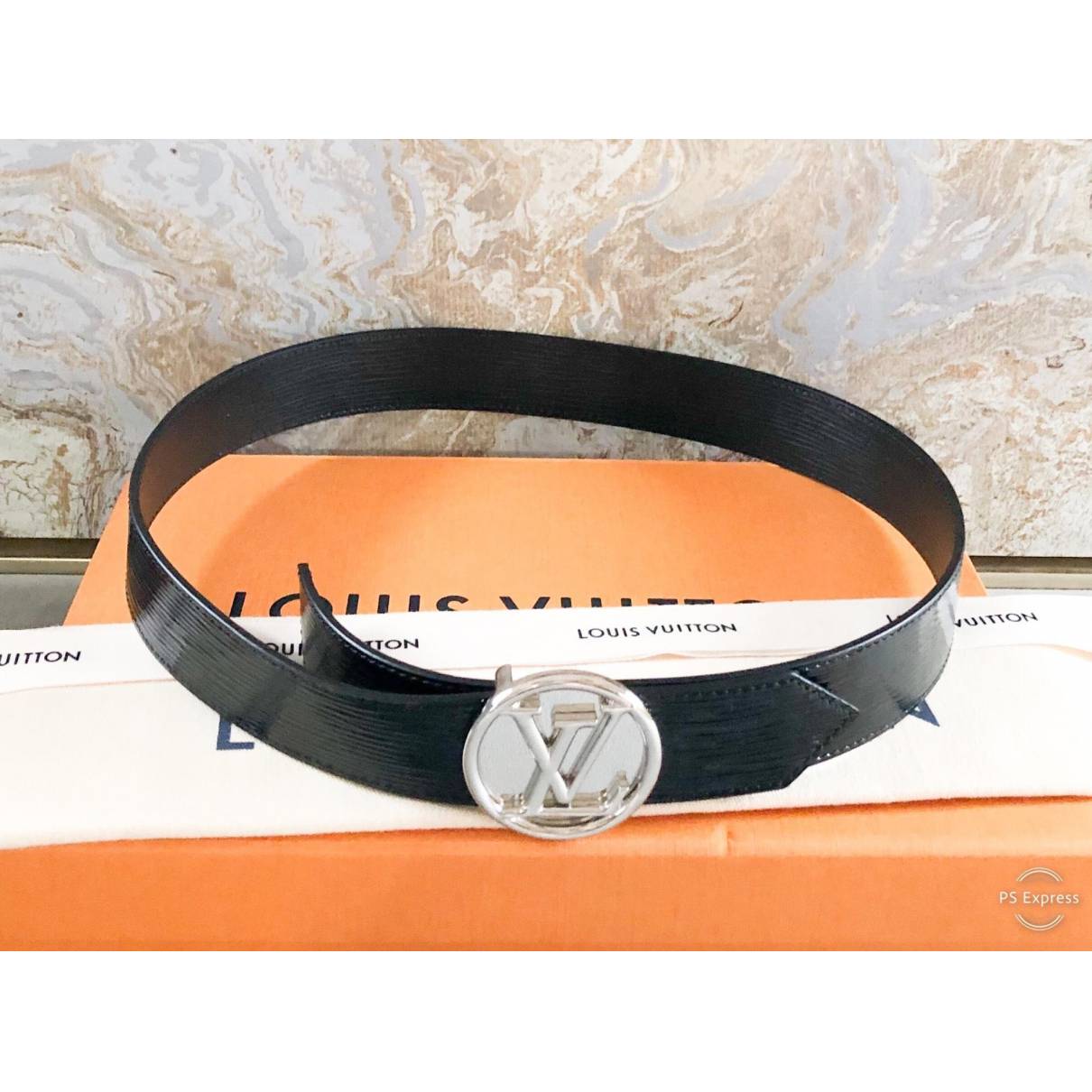 Leather belt Louis Vuitton Black size Not specified International in  Leather - 25086777