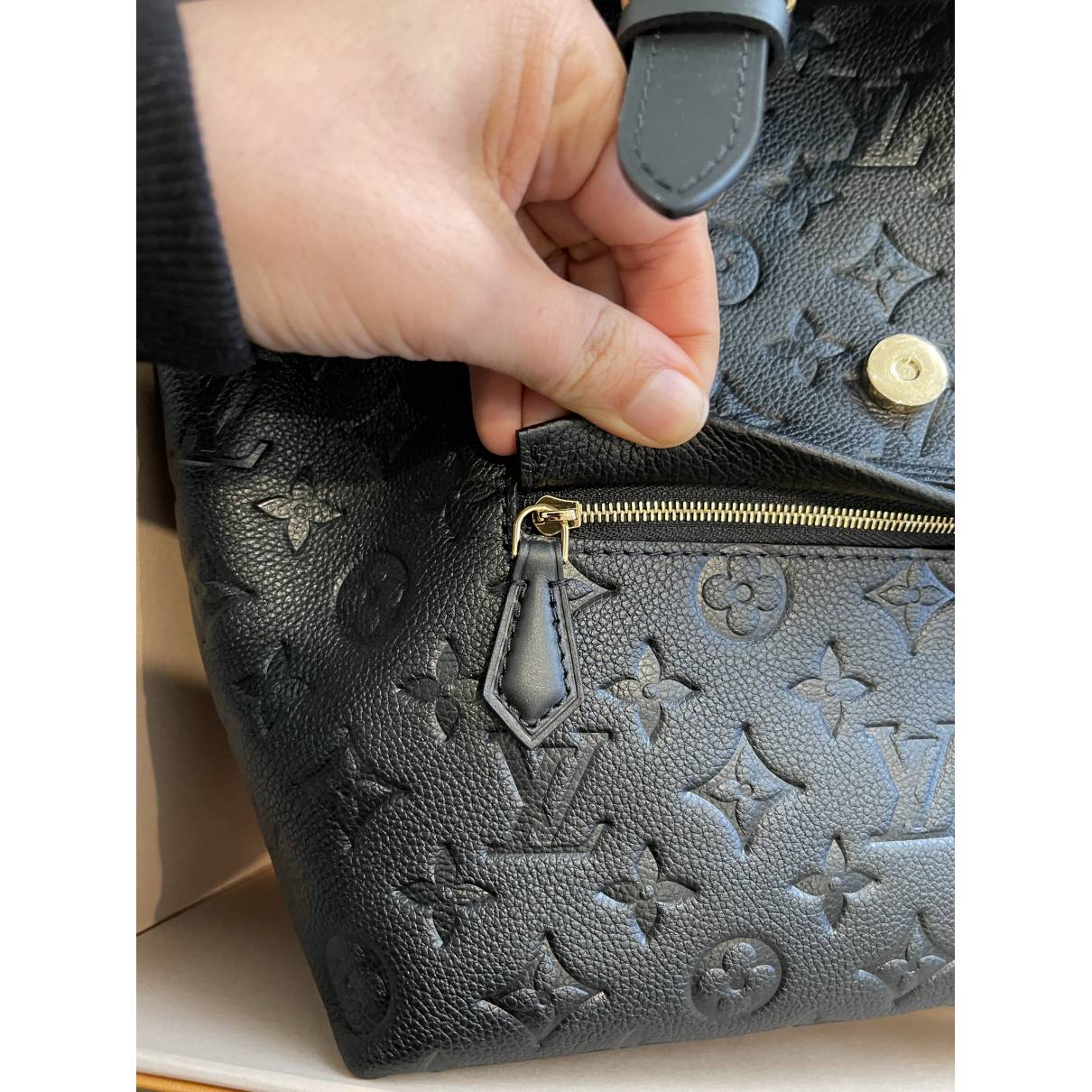 AUTHENTIC Louis Vuitton Montsouris Monogram MM Backpack PREOWNED (WBA5 –  Jj's Closet, LLC