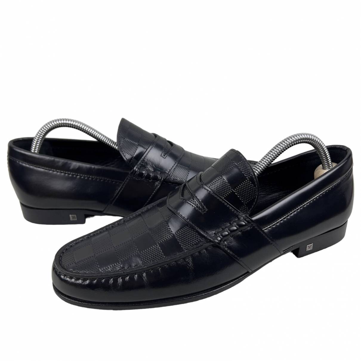 Louis Vuitton Shoe Size 9.5 Black Leather Solid Loafer Men's Shoes