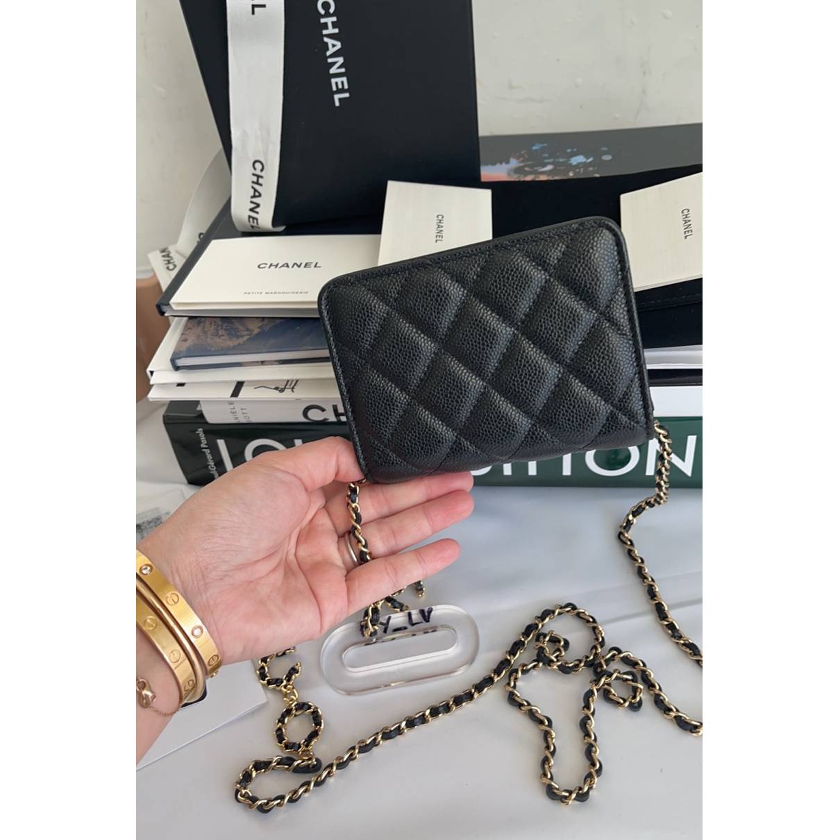 Chanel - Authenticated Wallet on Chain Timeless/Classique Handbag - Leather Black for Women, Never Worn