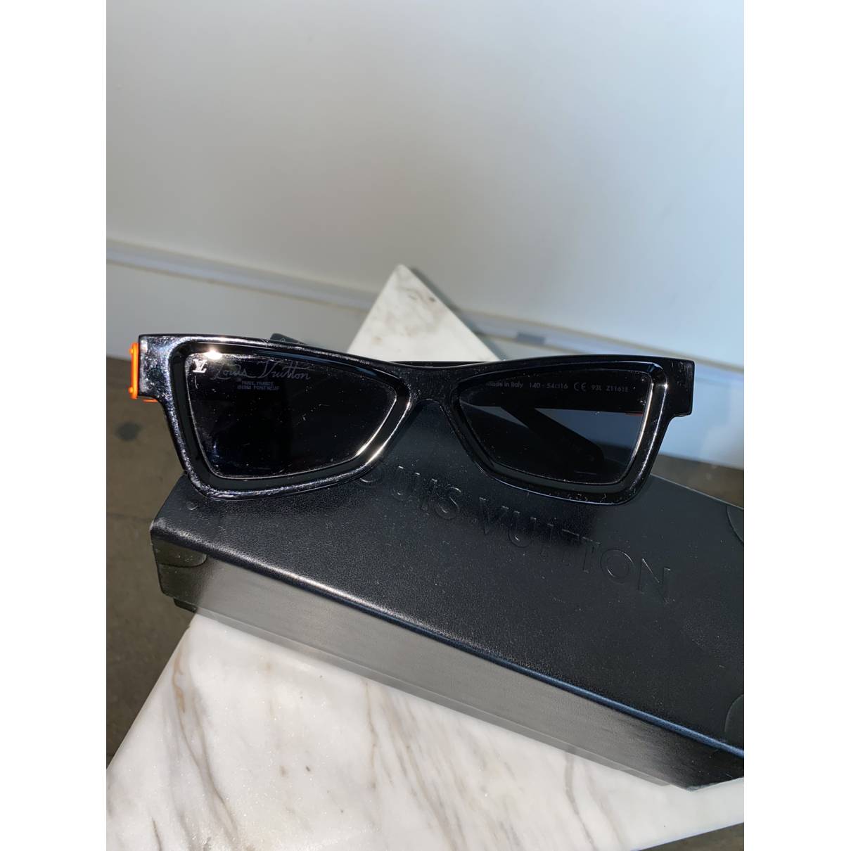 myg Kommentér Ansvarlige person Sunglasses Louis Vuitton Black in Metal - 27644158