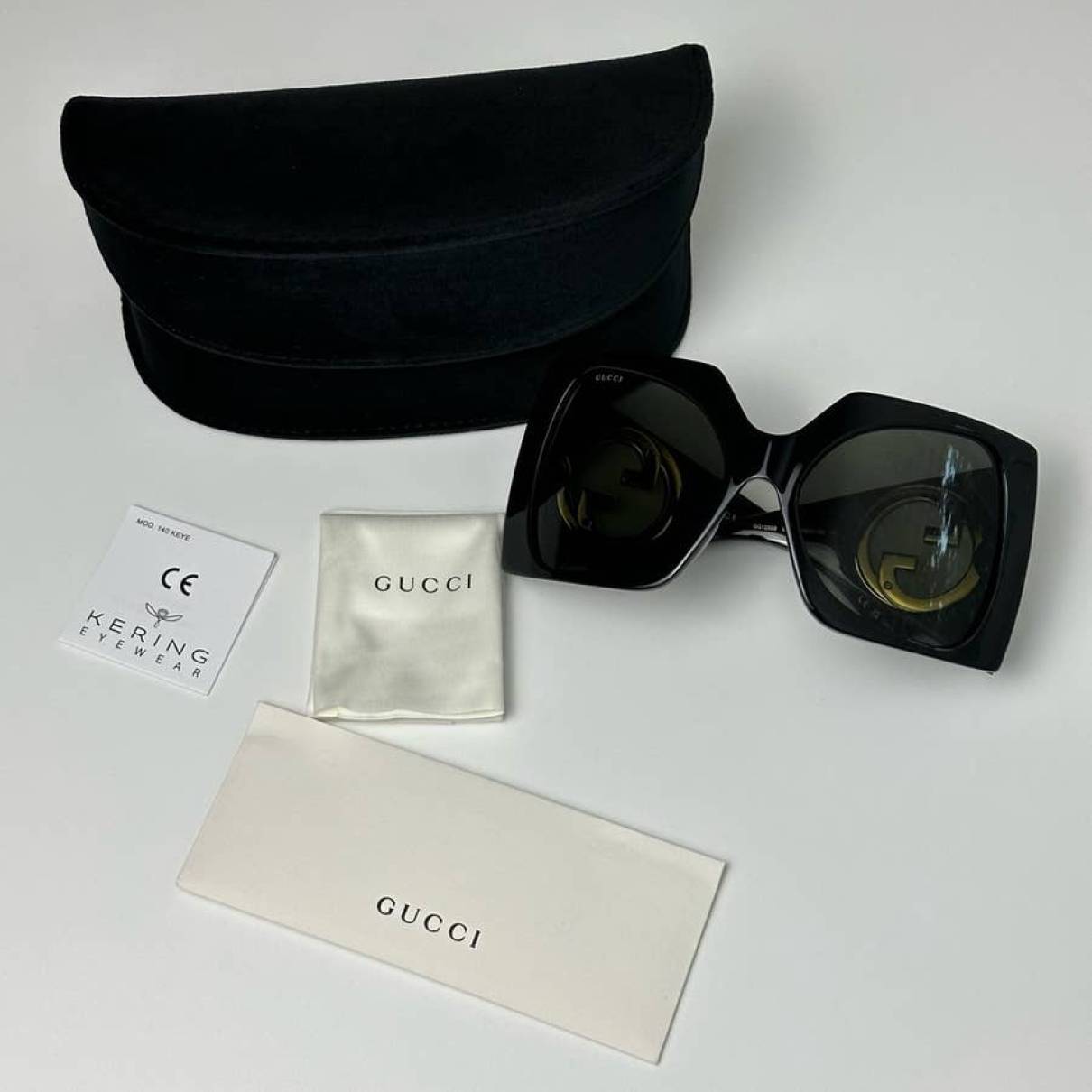 Gucci - Authenticated Sunglasses - Black Plain for Women, Never Worn, with Tag