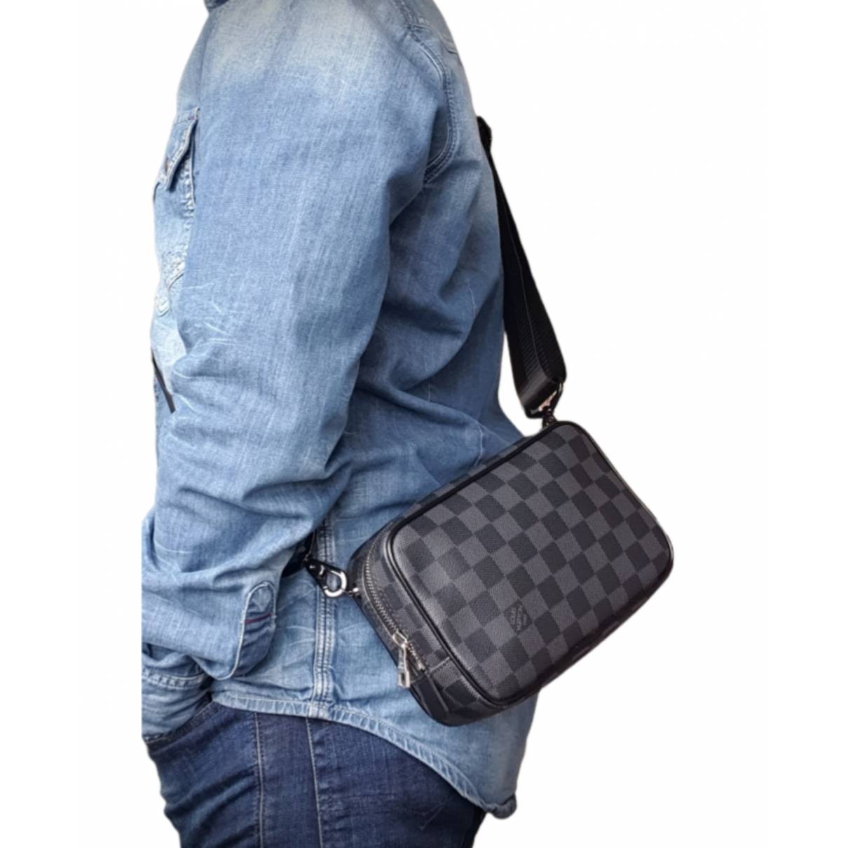 Louis Vuitton Vuitton black satchel Patent leather ref.173284 - Joli Closet