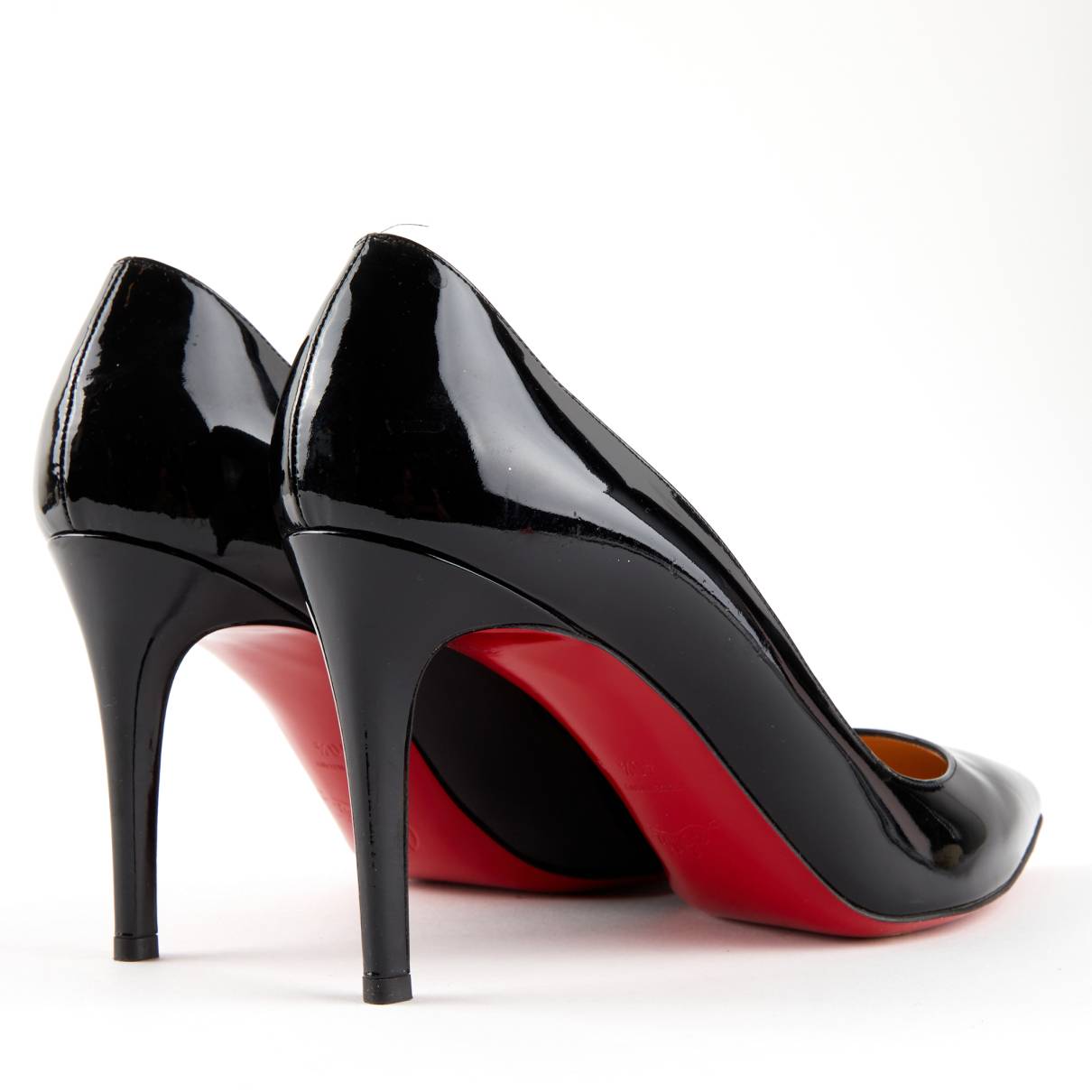 louis vuitton black red bottom heels