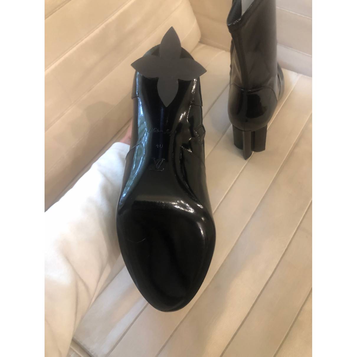 Louis Vuitton Black Patent Leather Silhouette Ankle Boots Size 9.5/40 -  Yoogi's Closet
