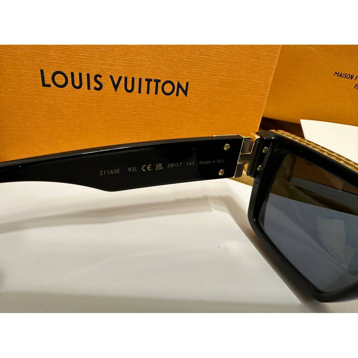 1.1 millionnaires sunglasses Louis Vuitton Black in Plastic - 34780117