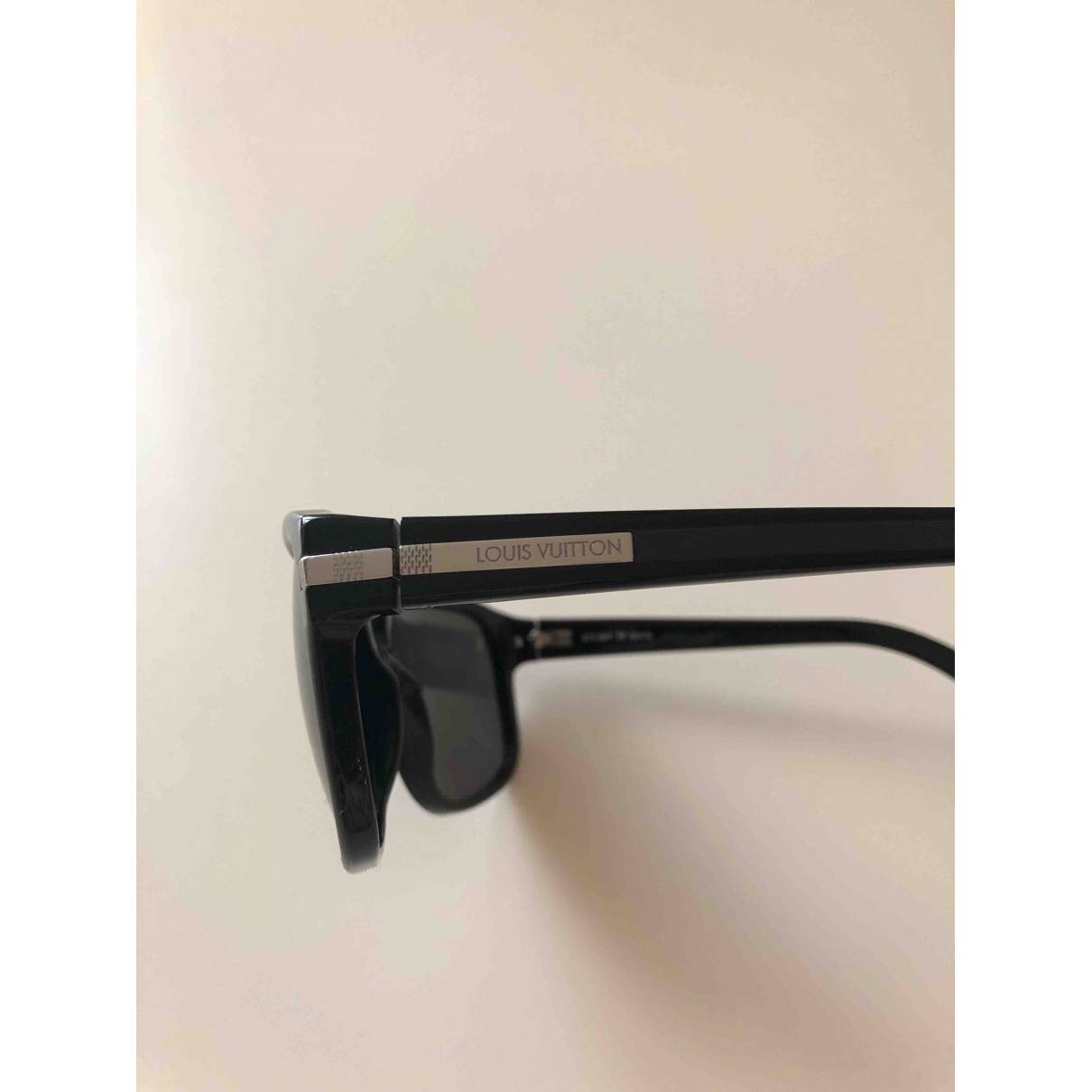Sunglasses Louis Vuitton Black in Plastic - 31740825