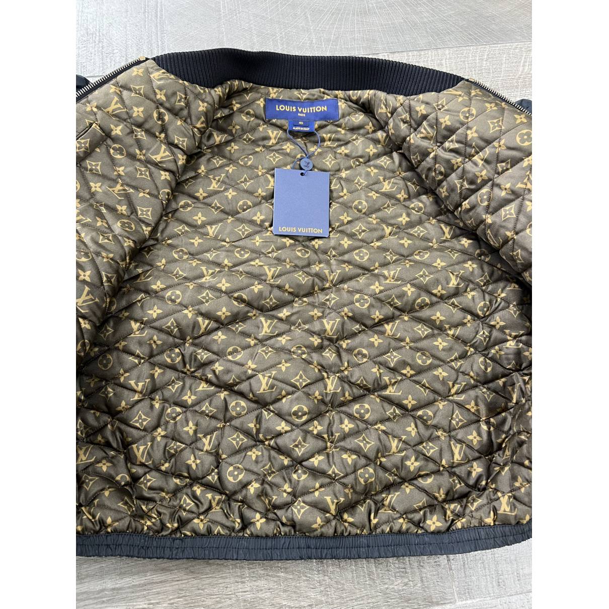 Jacket Louis Vuitton Black size XL International in Polyester - 31491140
