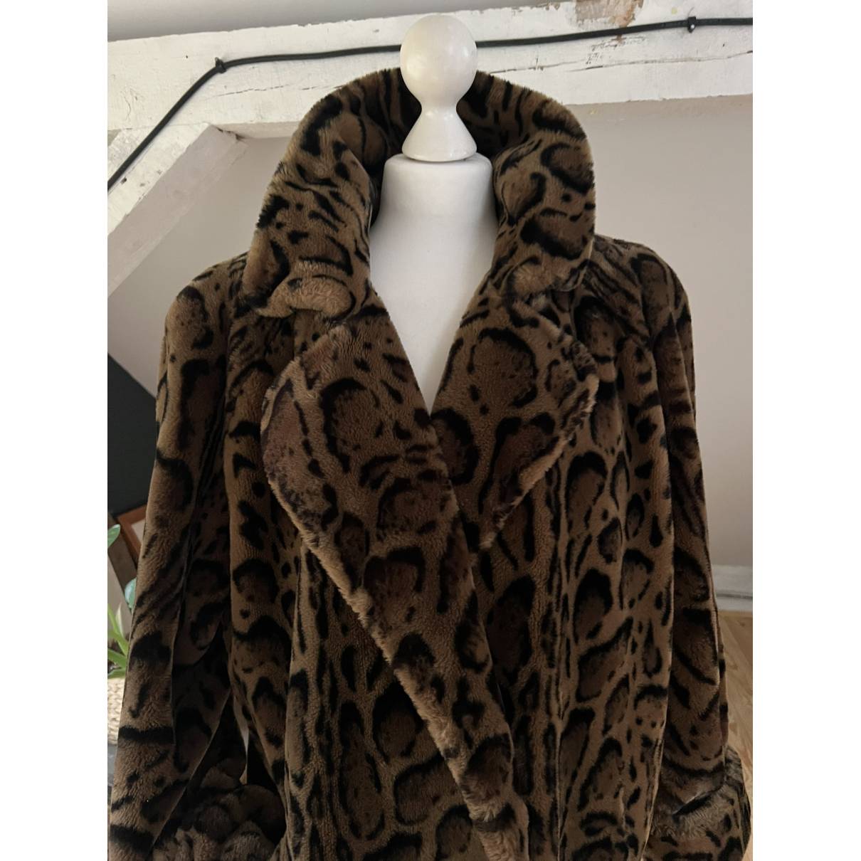 Luxury Saks Fifth Avenue Collection Coats Women