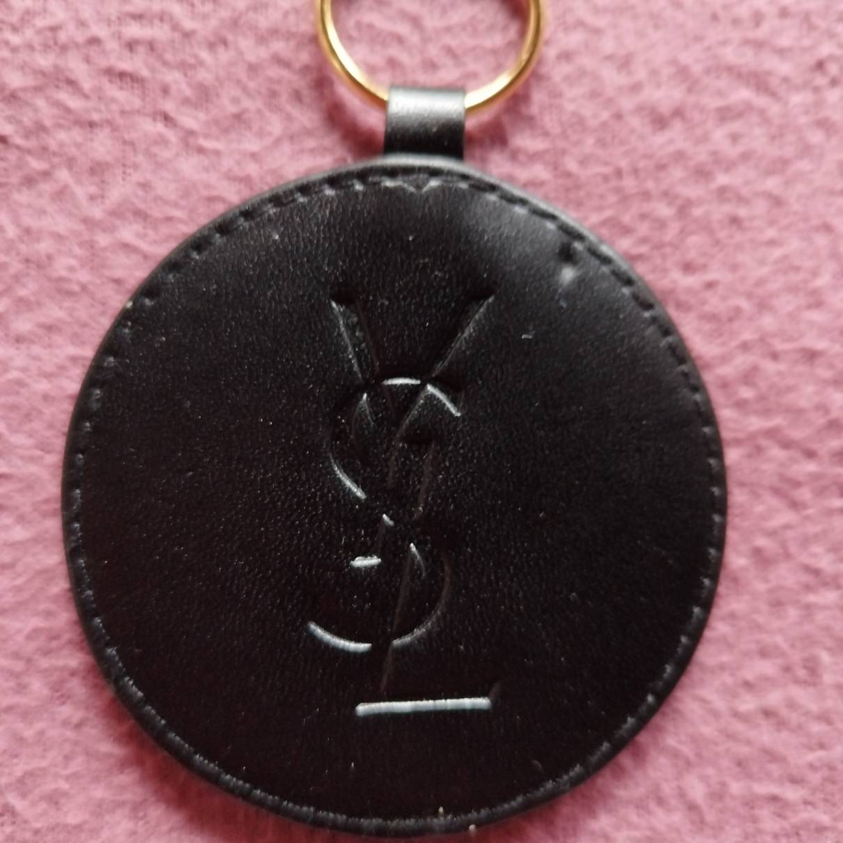 Vegan leather key ring Yves Saint Laurent Black in Vegan leather - 33412934