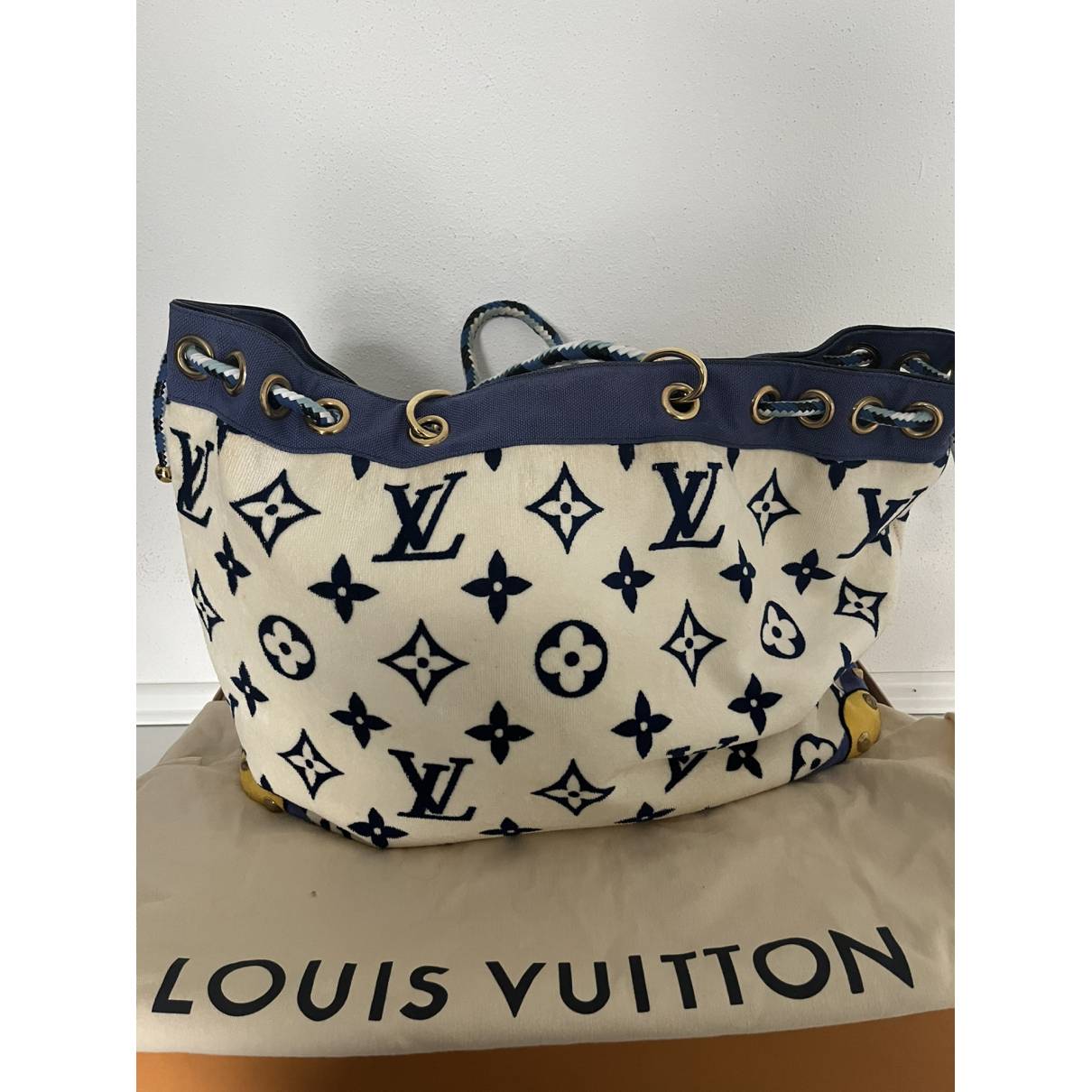 Artsy handbag Louis Vuitton Blue in Cotton - 24019871