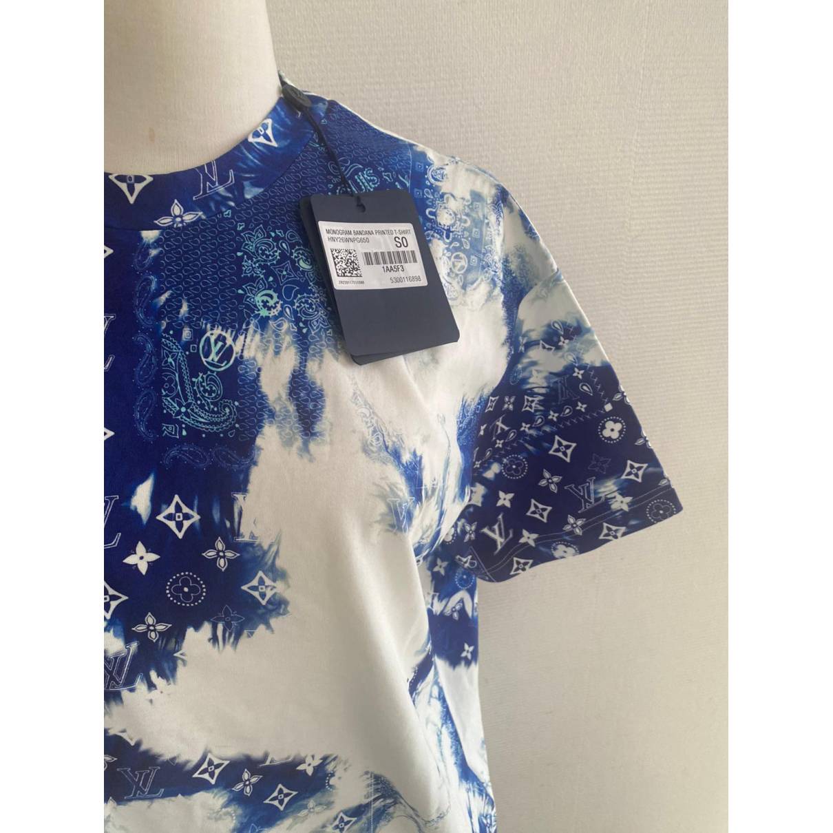 T-shirt Louis Vuitton Blue size S International in Cotton - 32873220