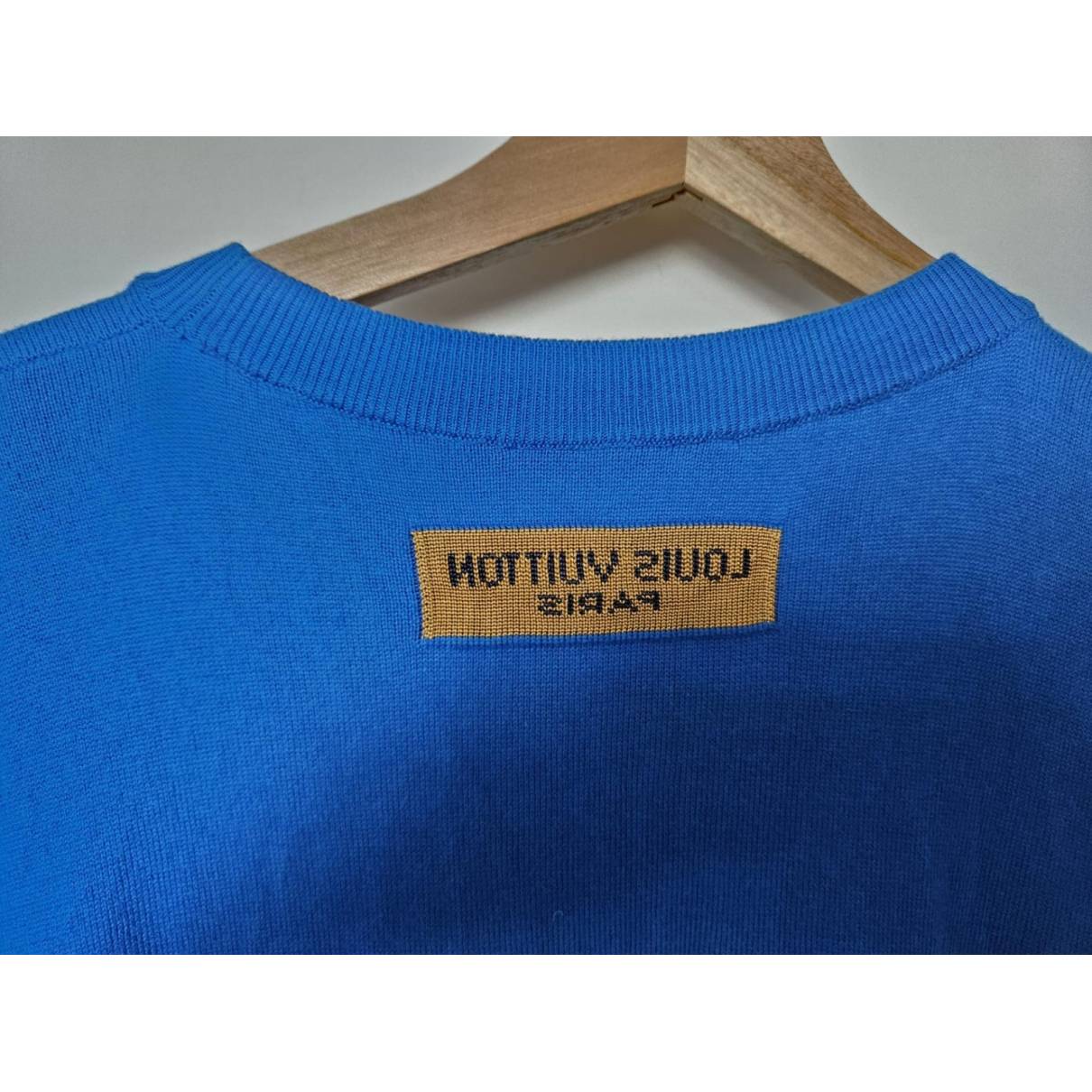 T-shirt Louis Vuitton Blue size M International in Polyester - 22444421