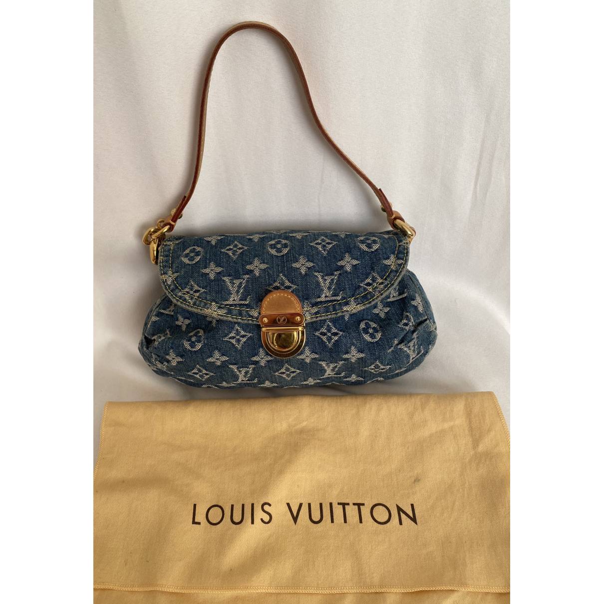 Pleaty handbag Louis Vuitton Blue in Denim - Jeans - 36272805