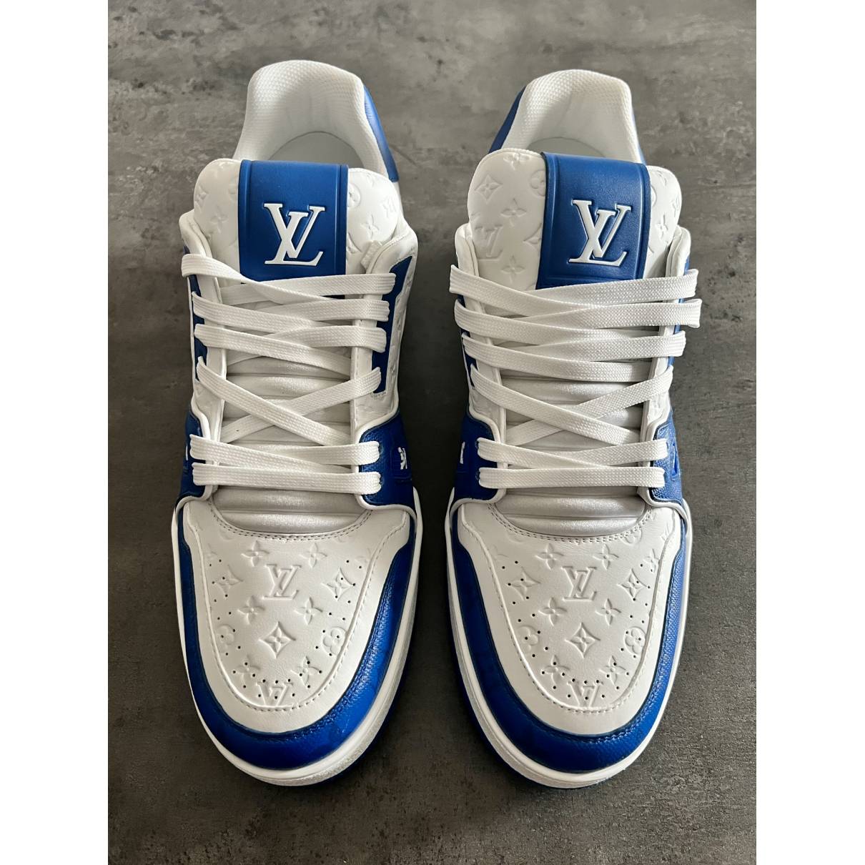 Lv trainer leather low trainers Louis Vuitton Blue size 5 UK in Leather -  34188365