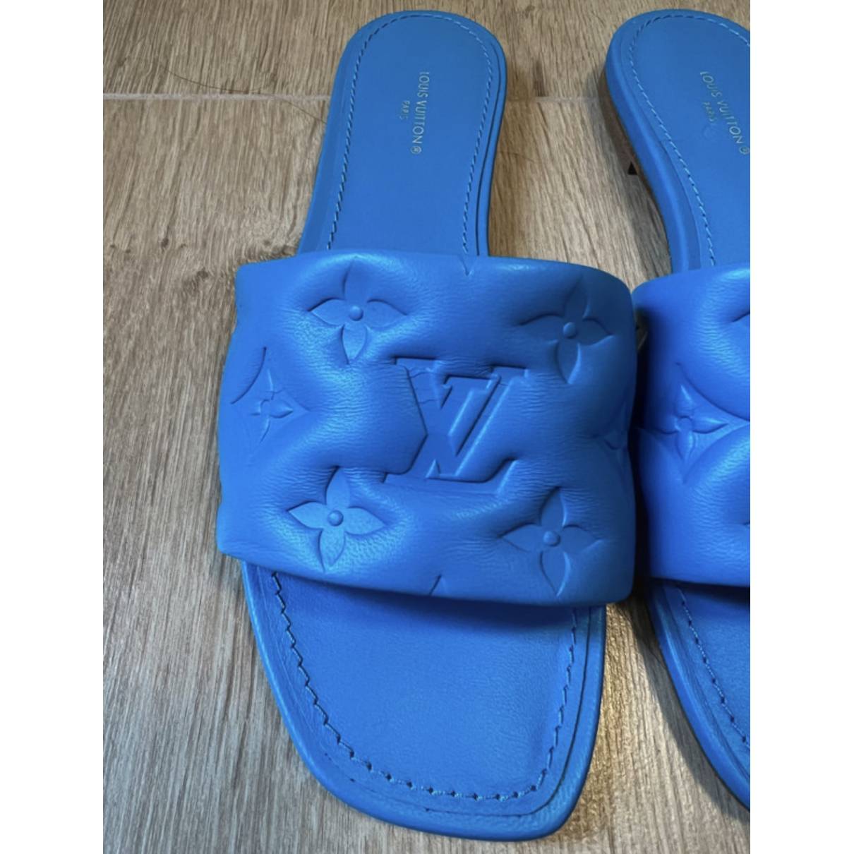 Revival leather mules Louis Vuitton Blue size 37 EU in Leather - 34035819