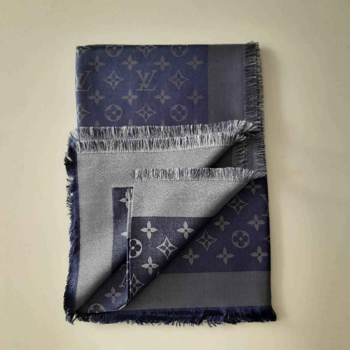 $250 Louis Vuitton Monogram Canvas Silk Bandeau Twilly Scarf - Lust4Labels