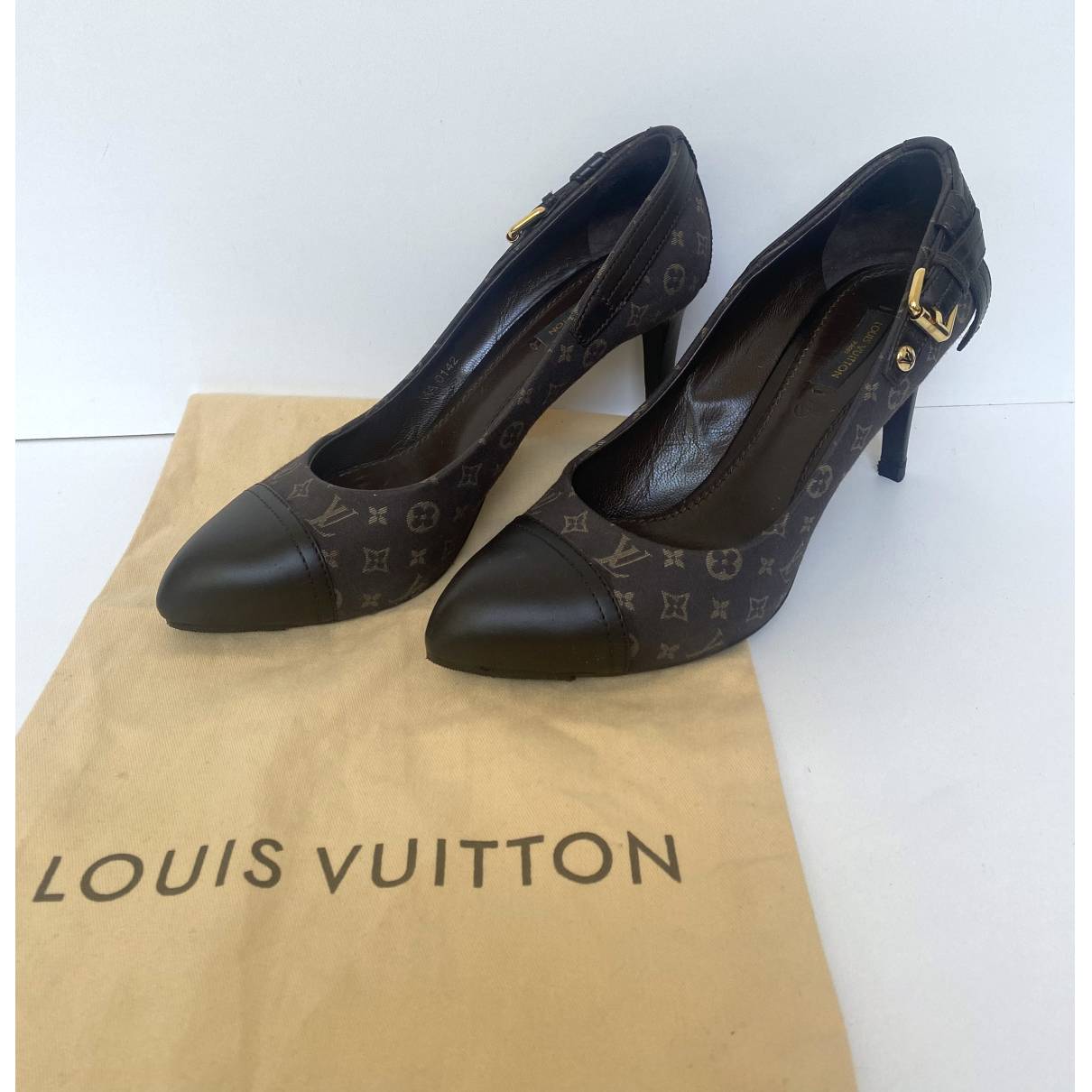 Cloth heels Louis Vuitton Brown size 39 EU in Cloth - 35163231